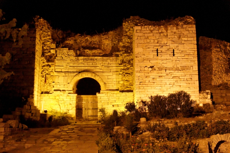 Castle gates, Selcuk Turkey.jpg - Selcuk, Turkey